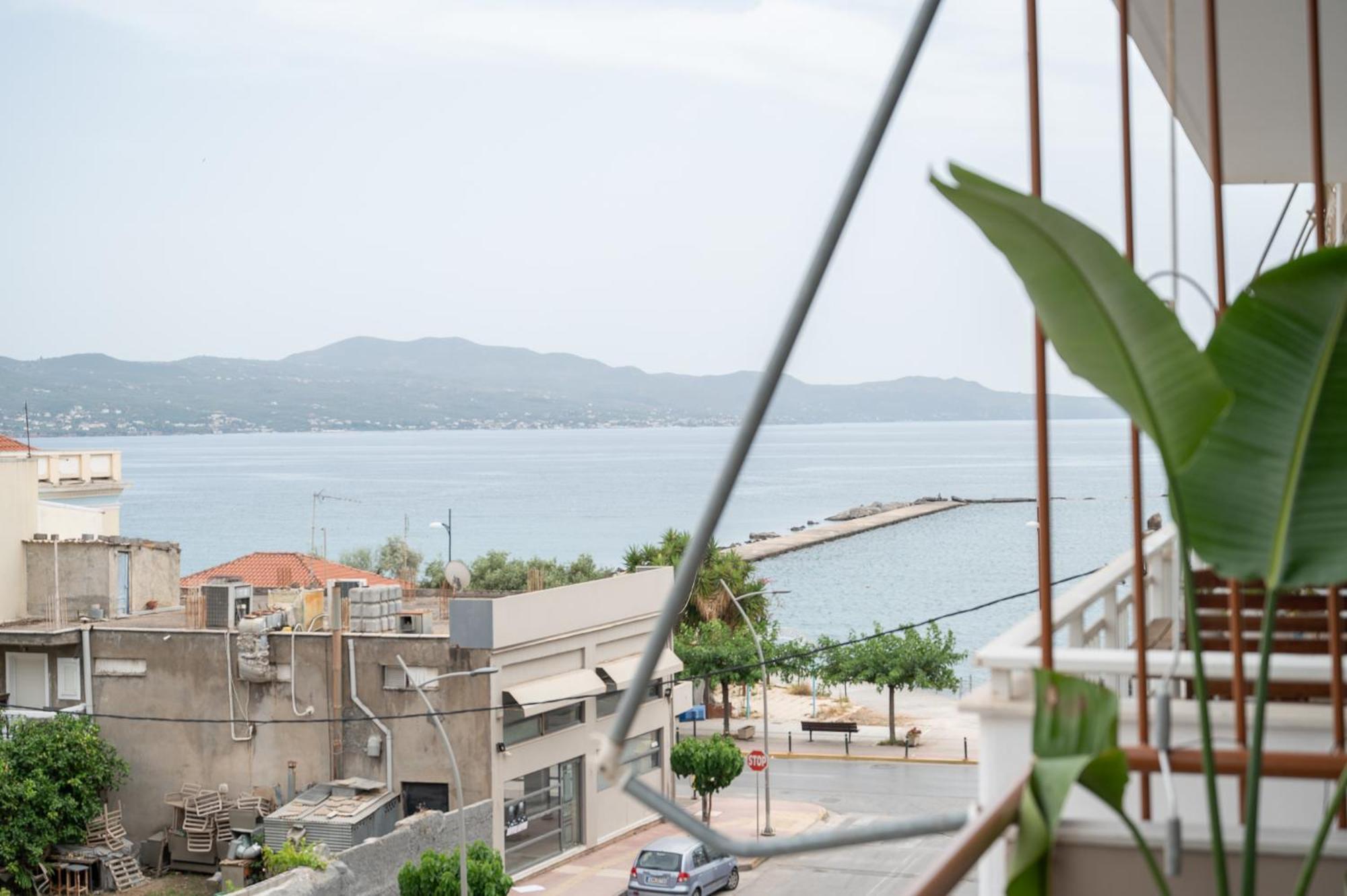 Infinity Blue Next To The Sea Apartment Kalamata Luaran gambar